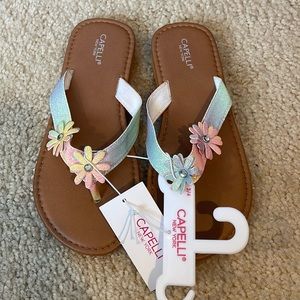 Girls size 3/4 sandals